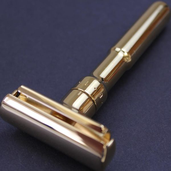 Merkur Futur Gold Plated Razor - Image 5