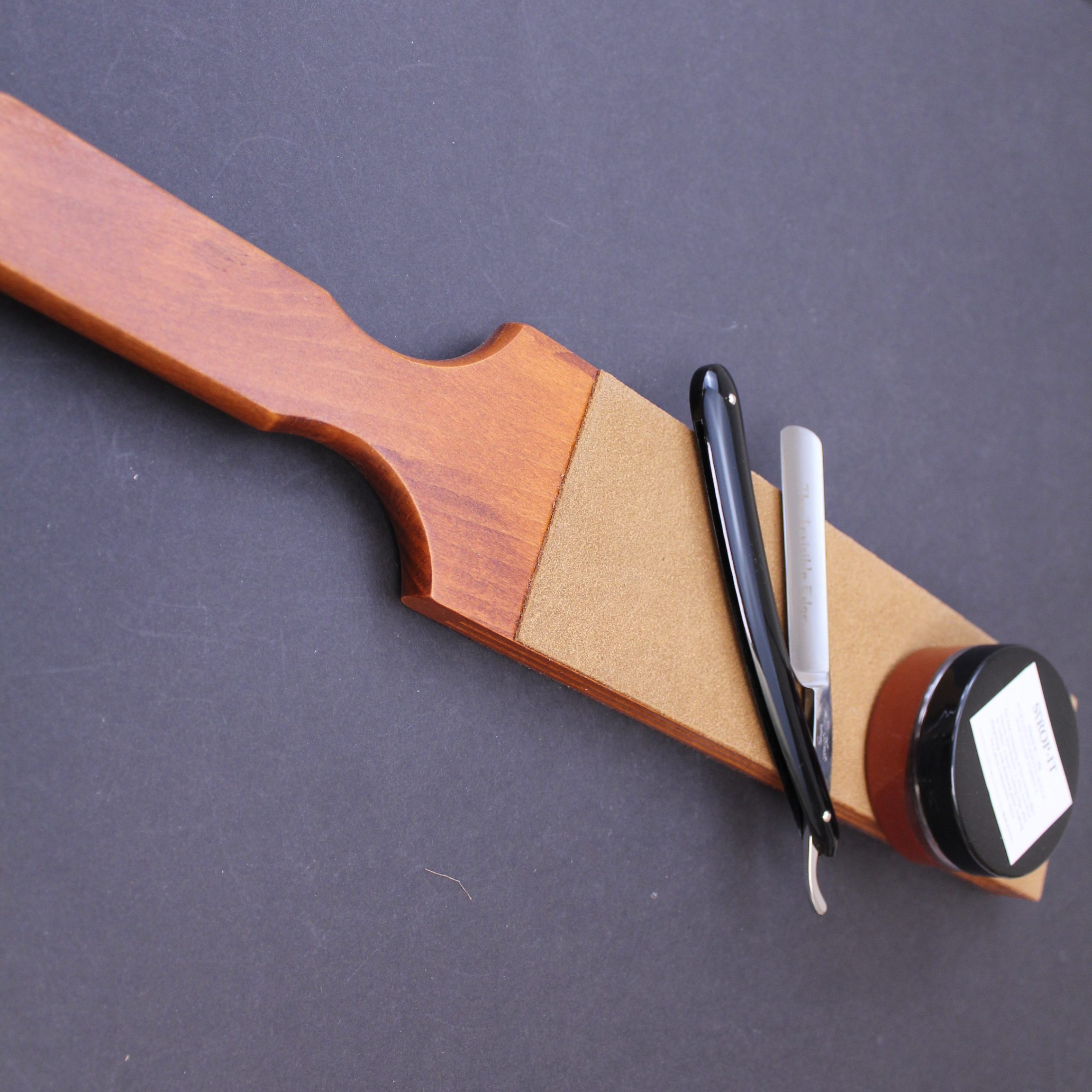 Cutthroat Starter Kit with Razor and Paddle Strop - Image 2