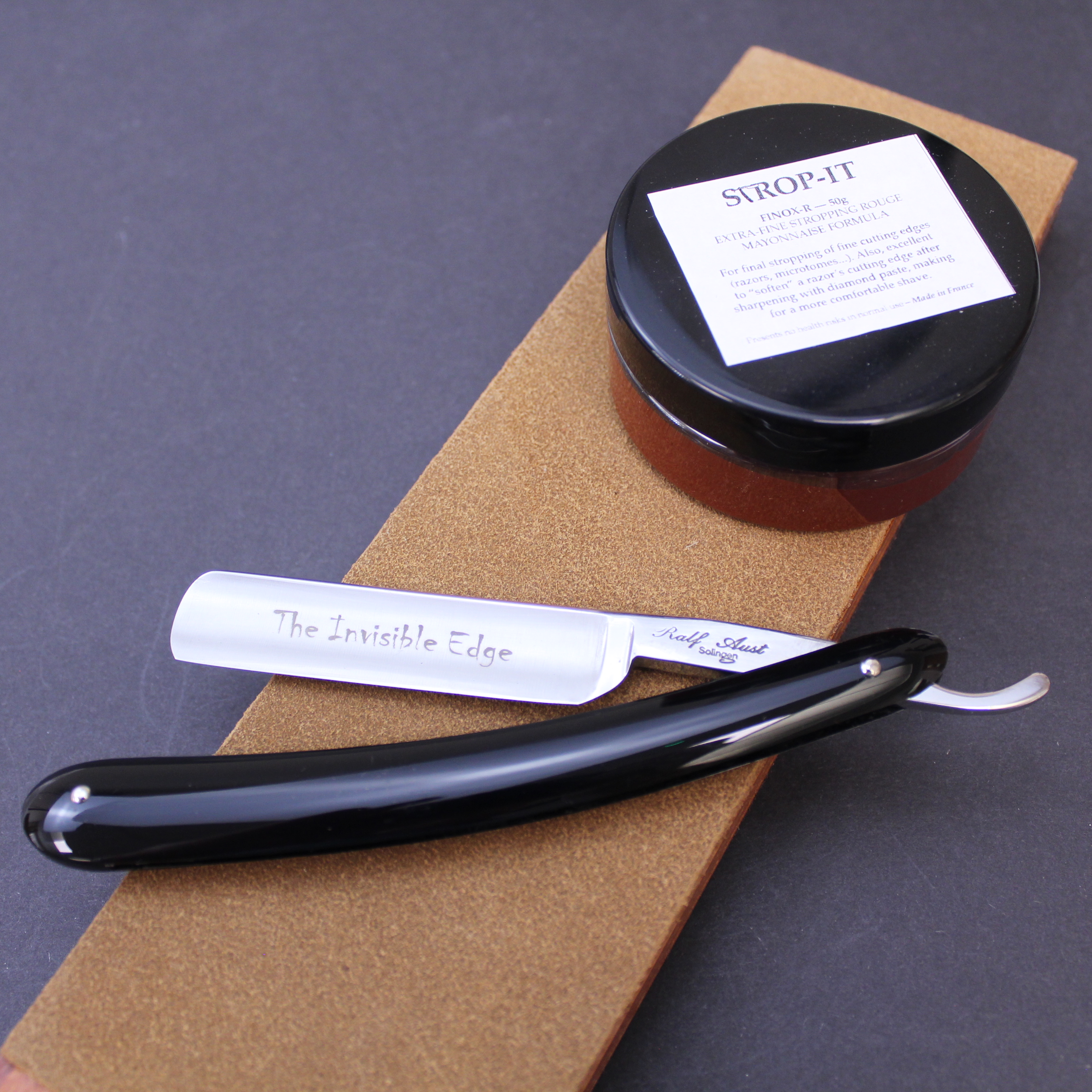Cutthroat Starter Kit with Razor and Paddle Strop