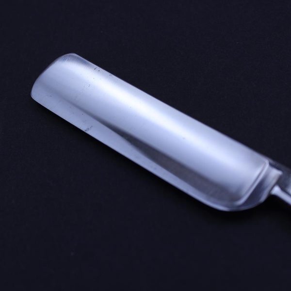 Vintage Ragg 6/8 Napoleon Razor - Image 4