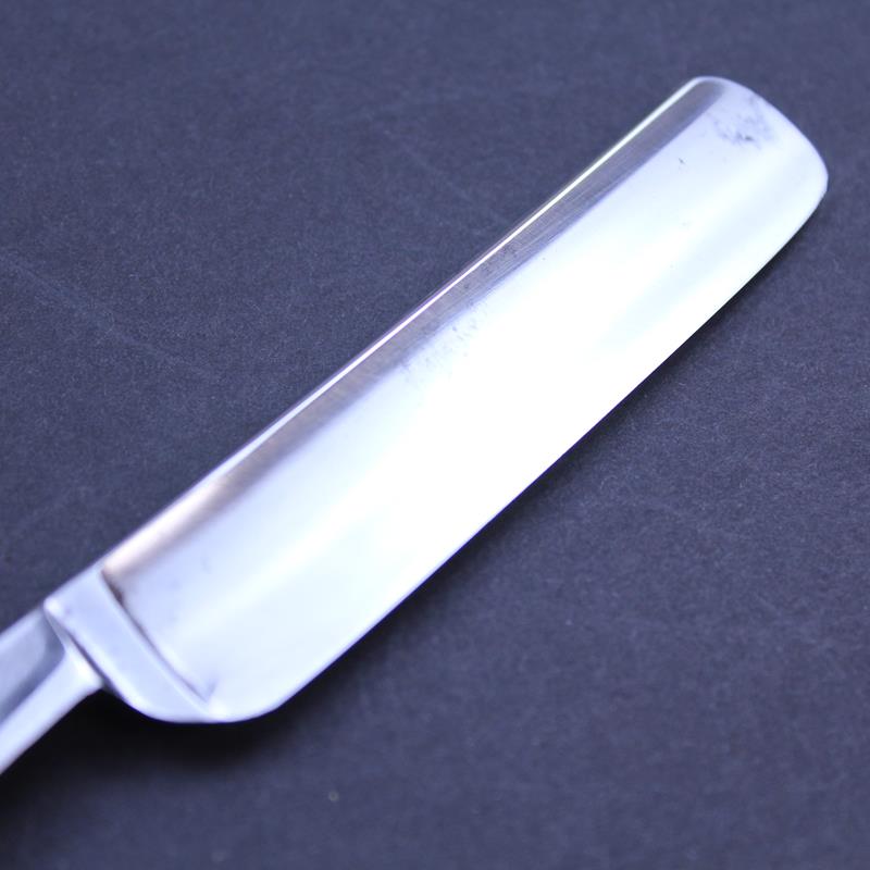 Vintage 5/8 Ford & Medley Arrow Razor - Image 5