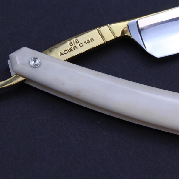 TI 6/8 Square Nose Gilded Razor with Bone Scales - Image 3