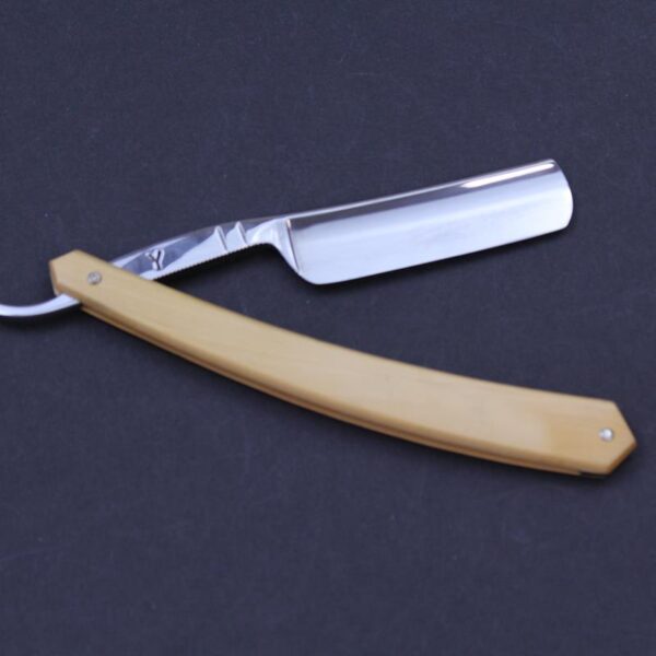 Pre-Owned Le Chasseur Bear Razor - Image 5