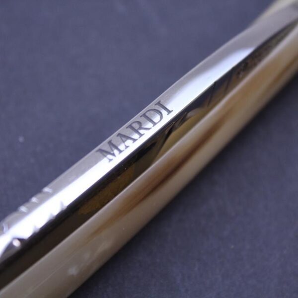 Pre-Owned Bijou de France Mardi Blonde Horn - Image 9