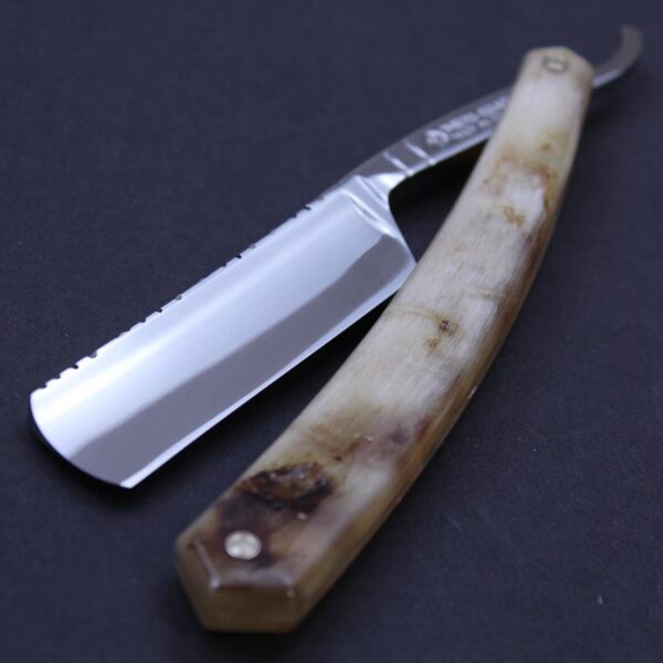 TI 6/8 Rams Horn Razor With Diamond Design - Image 4