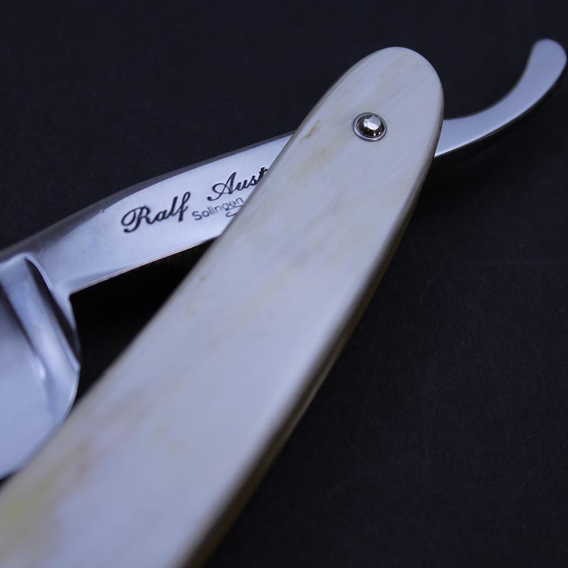 Ralf Aust 7/8 Horn Spanish Point Razor - Image 4