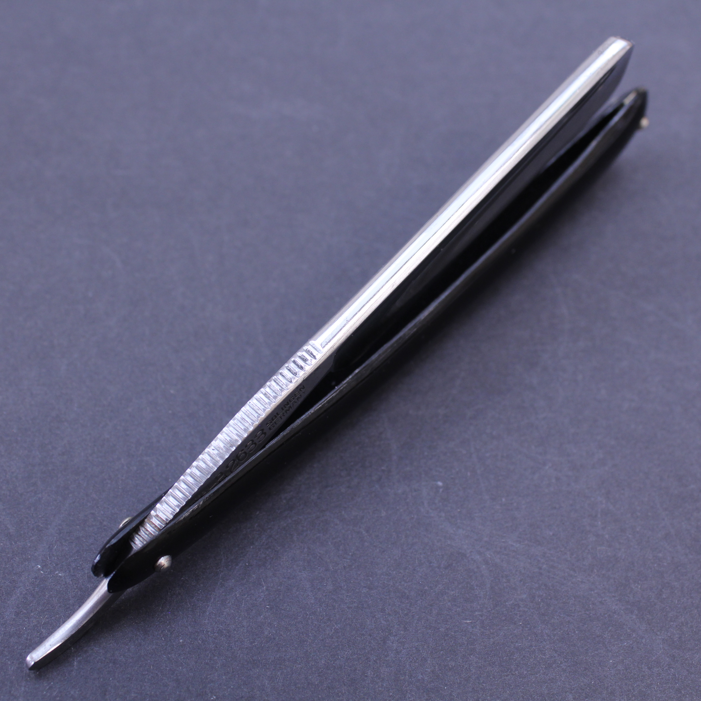 Vintage ERN Gong 2633 Razor - Image 9