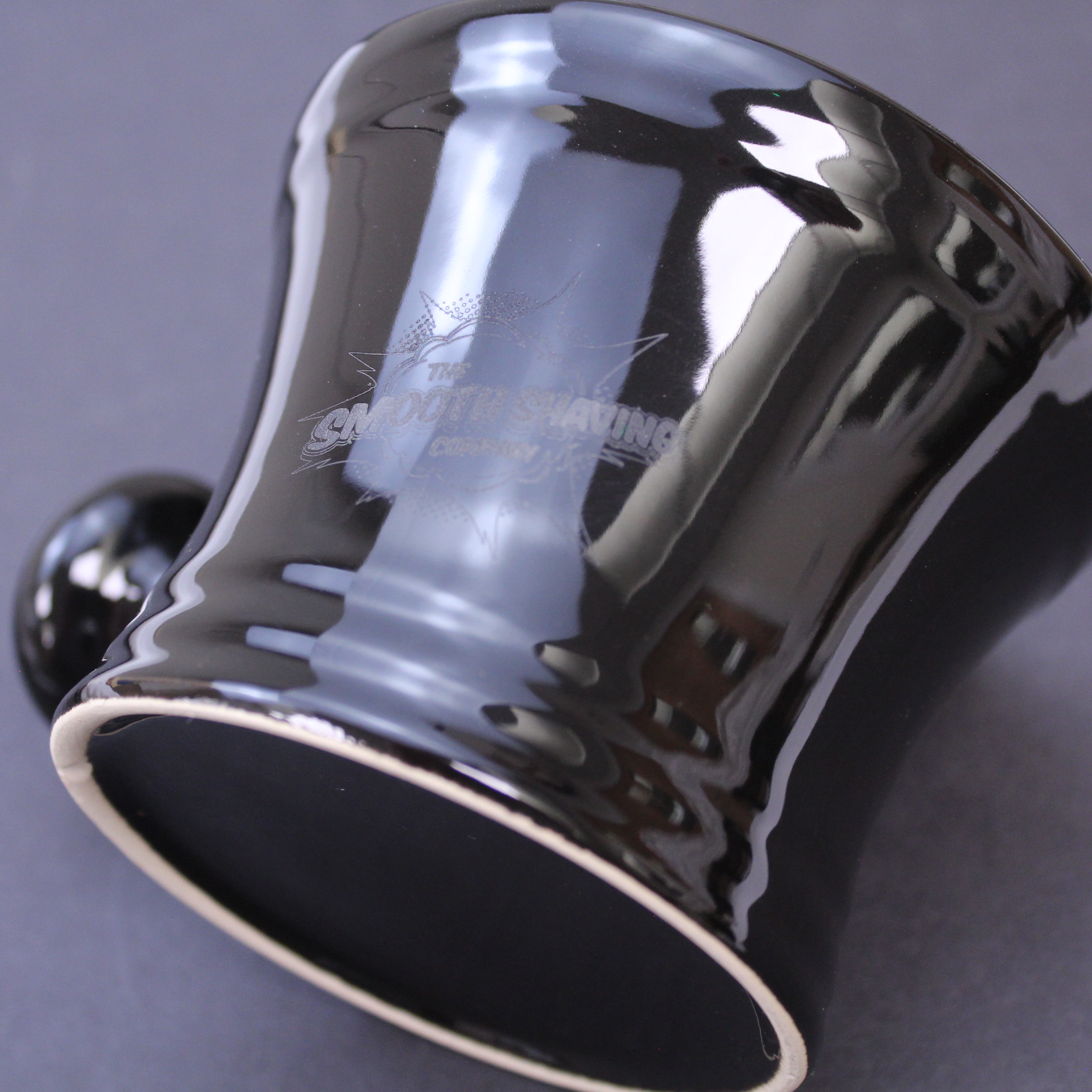 Smooth Shaving Black Porcelain Shaving Mug - Image 2
