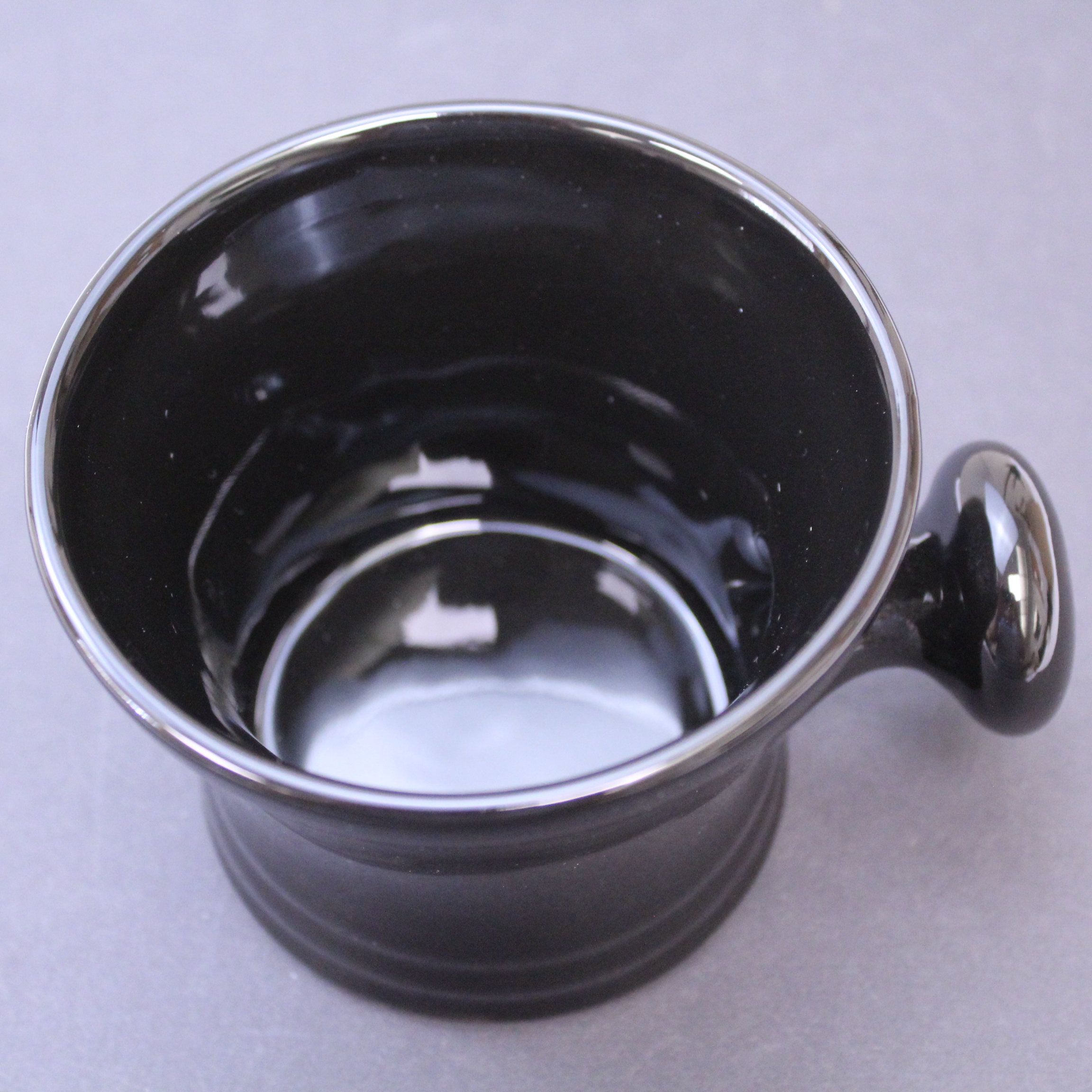 Smooth Shaving Black Porcelain Shaving Mug - Image 3