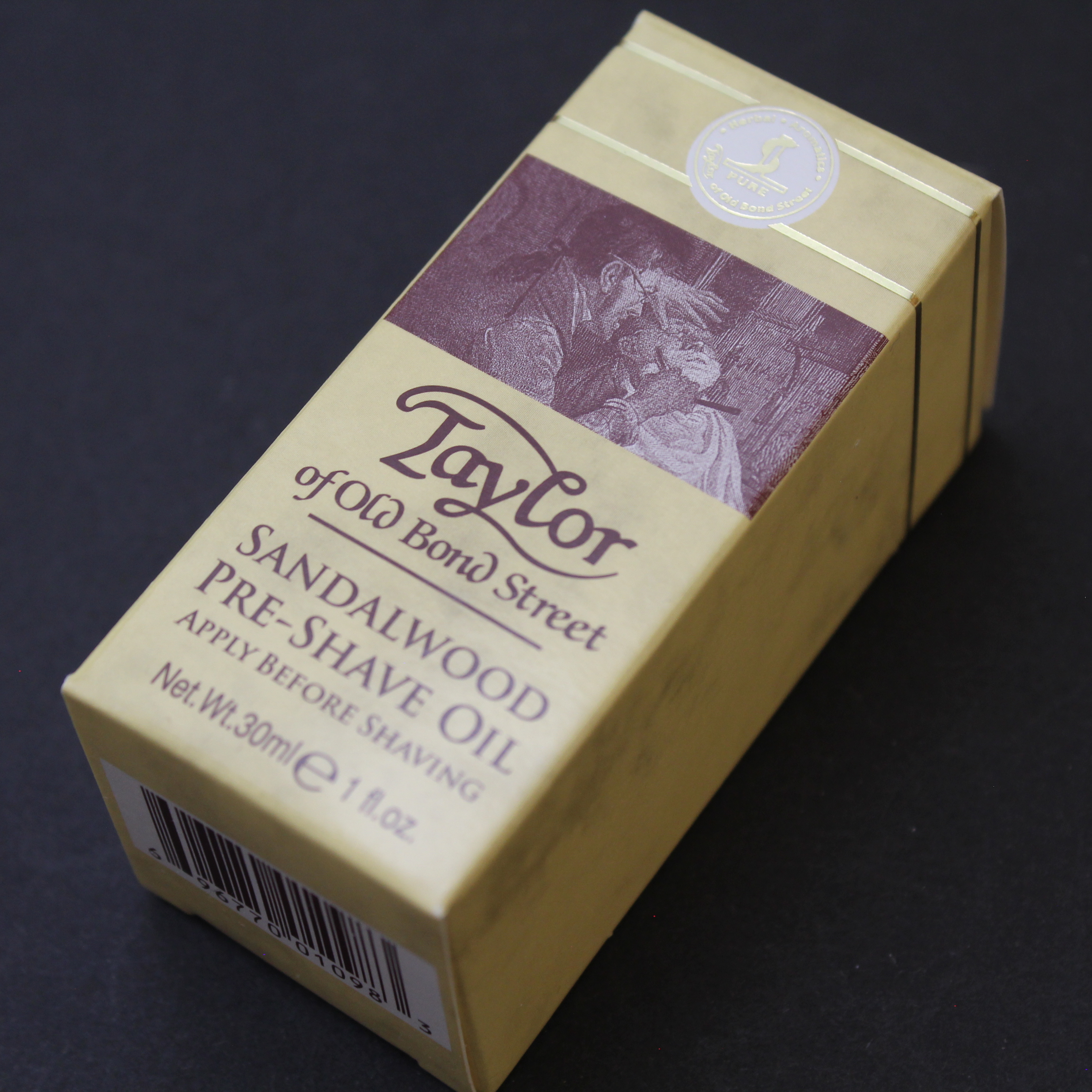 Taylor of Bond Street Sandalwood Pre-Shave Oil - Image 2
