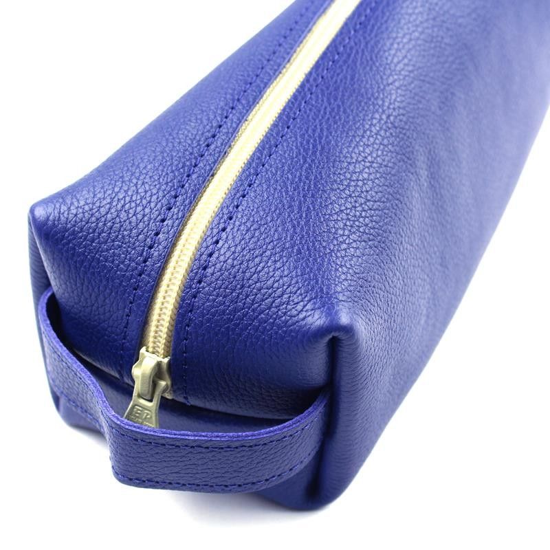 Invisible Edge Blue Calf Leather Wash Bag