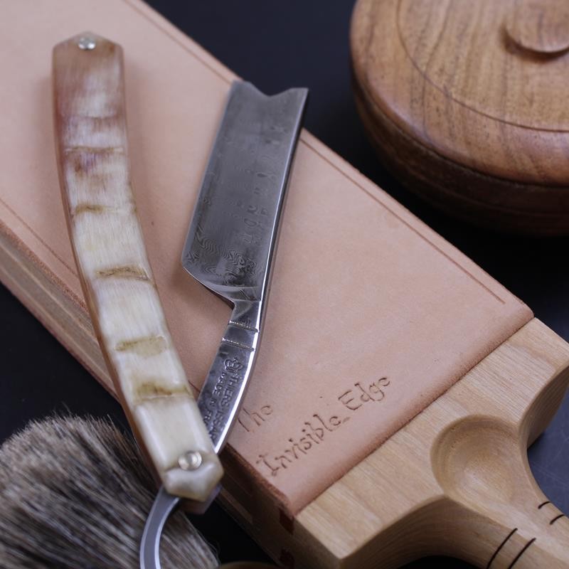 Thiers Issard Damascus Razor In Rams Horn